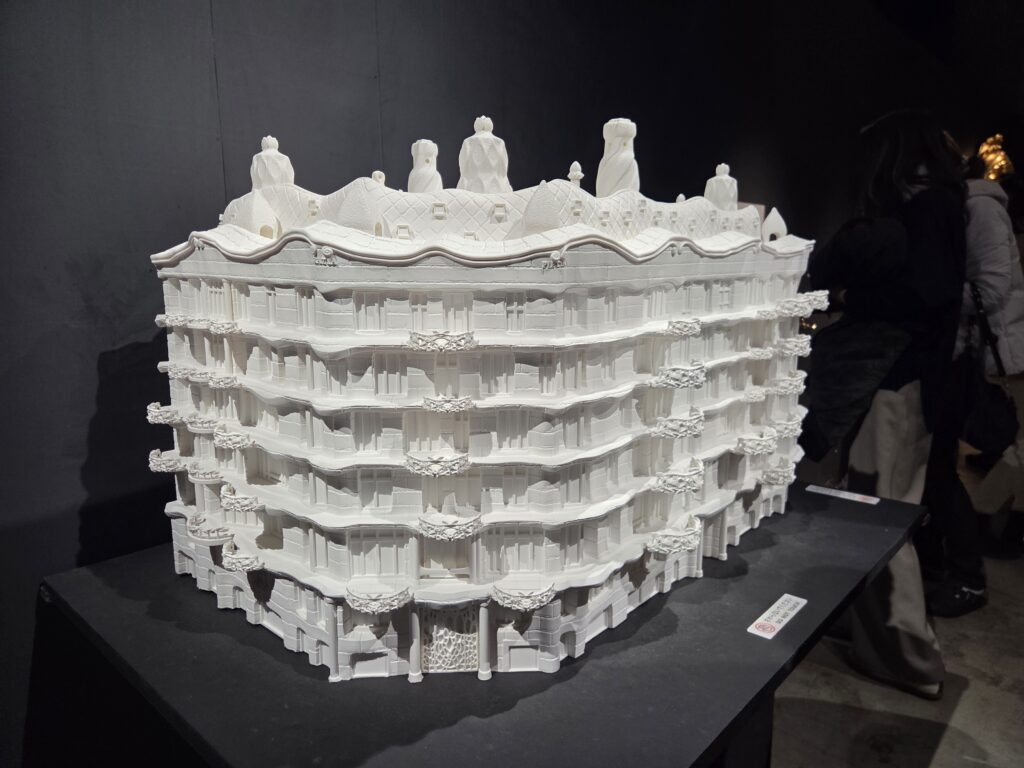 ガウディ展東京会場