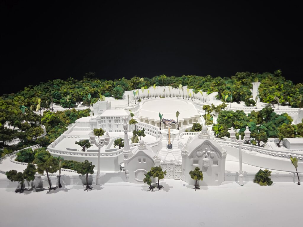 ガウディ展東京会場