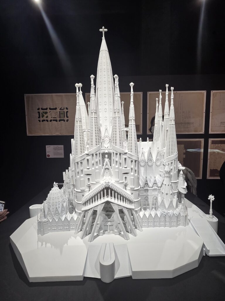 ガウディ展東京会場 サグラダファミリア