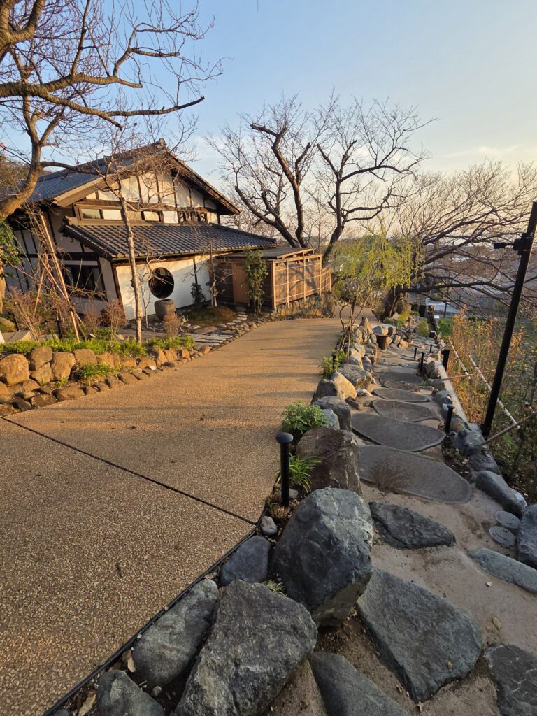 夕暮れ時の現場