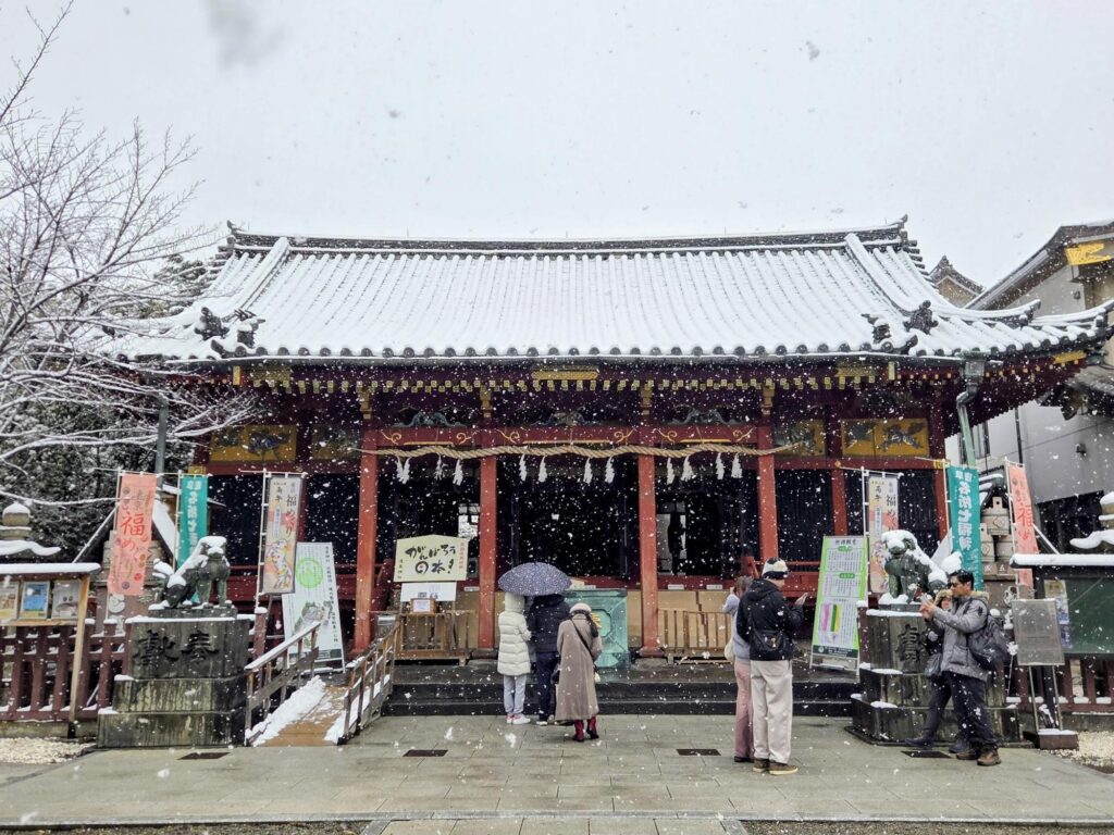 雪の浅草