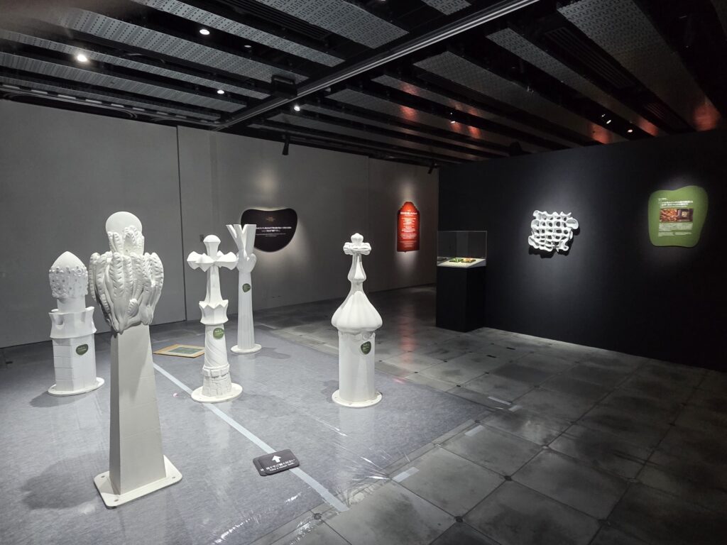 ガウディ展大阪会場