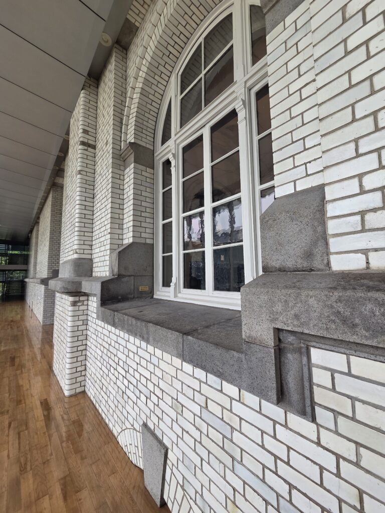 国際子ども図書館