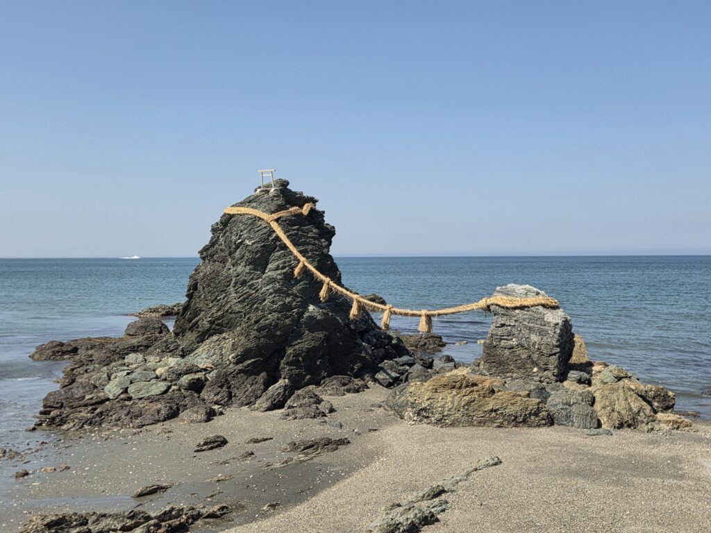 ボンタンカフェ禊 二見興玉神社
夫婦岩