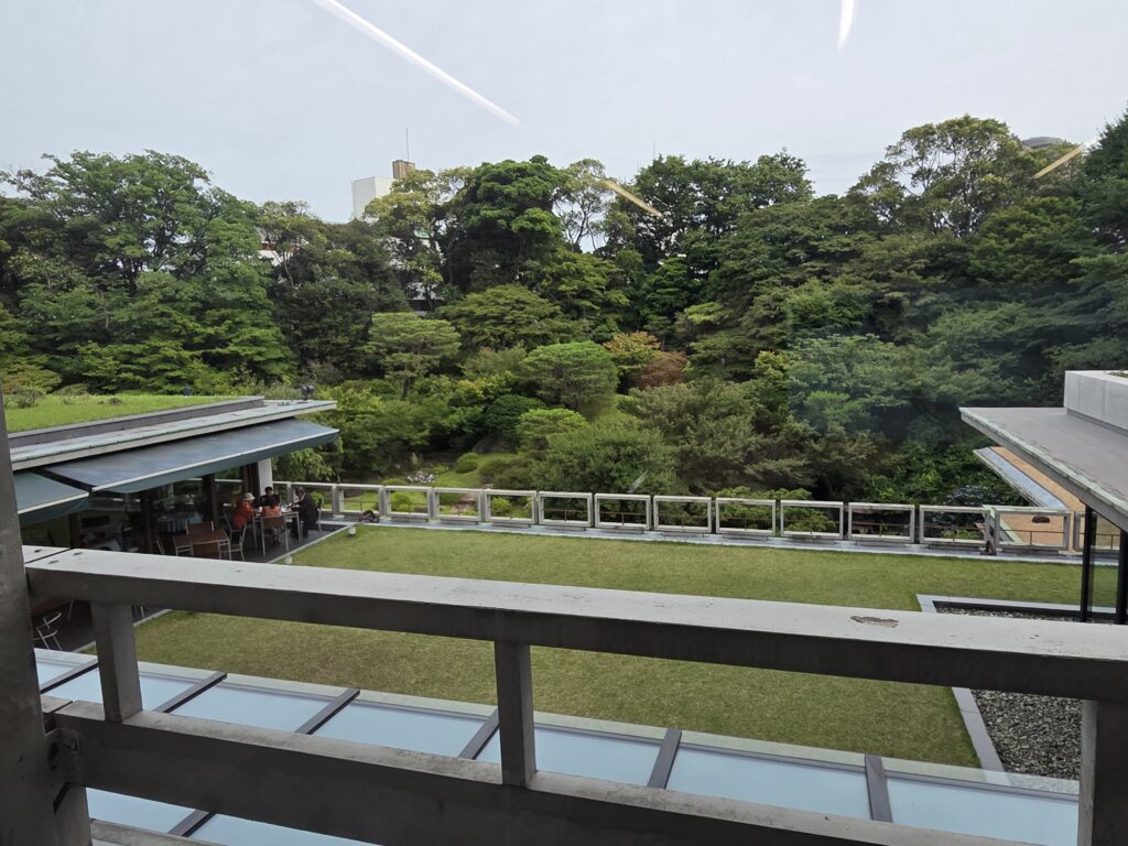 国際文化会館庭園