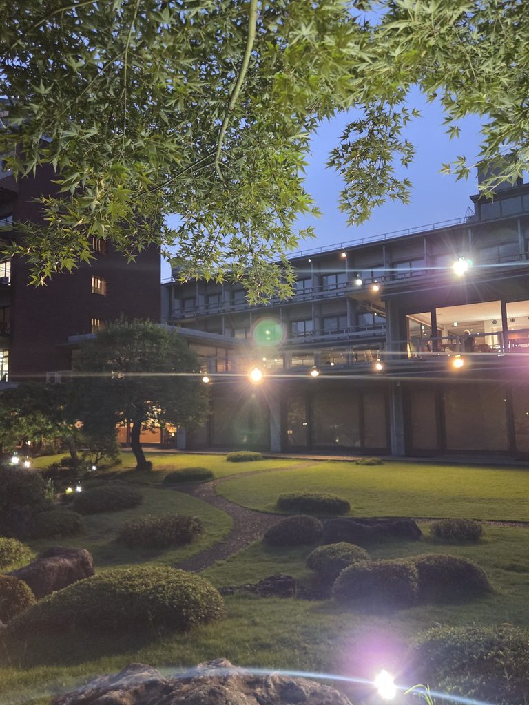 国際文化会館 旧岩崎邸庭園