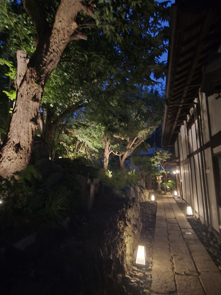 鎌倉 庭園の照明デザイン